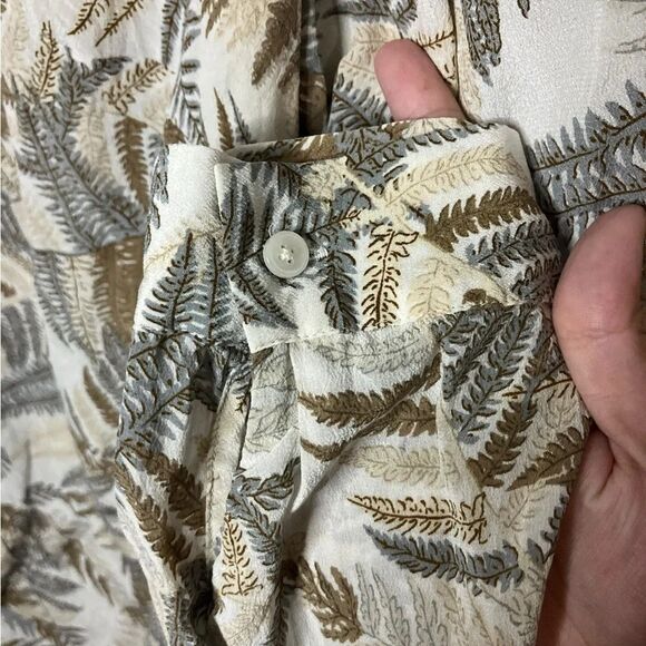 Talbots 100% Silk Washable Botanical Leaf Popover Blouse Mature Neutral 1X - Picture 2 of 6